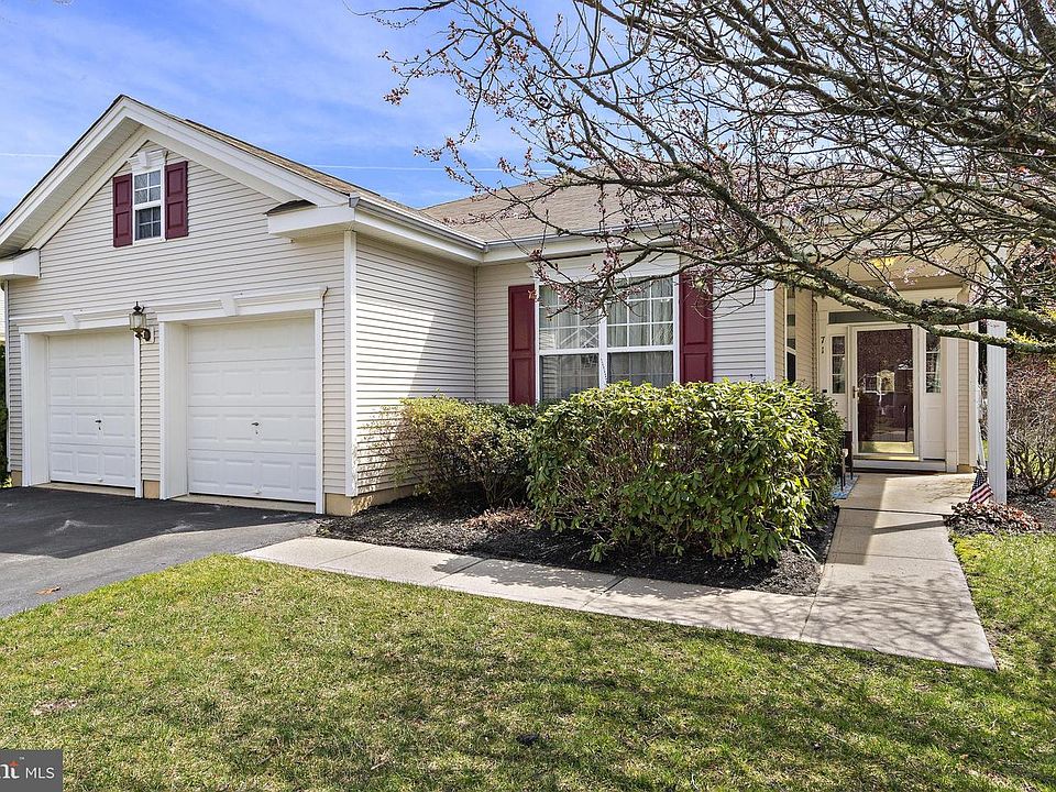 1st image of 71 Golf View Dr