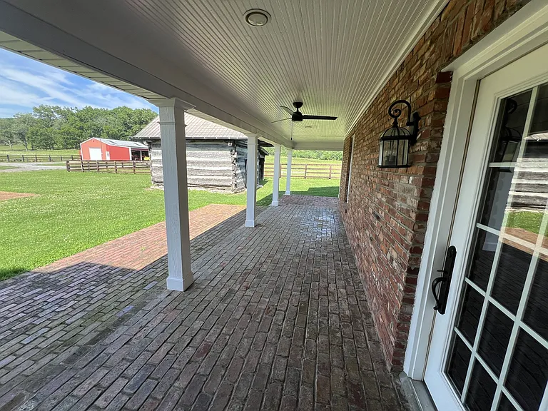 290 Kirk Ln — Photo 31