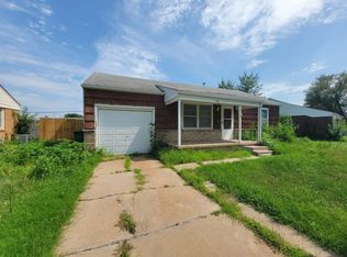 720 S Royal Rd, Wichita, KS 67207