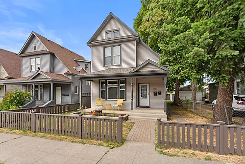 1922 W Boone Ave Photo 1