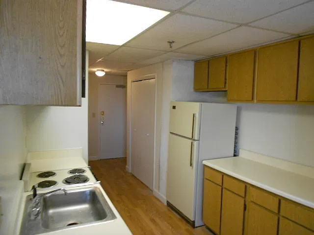 1 Bedroom in Downtown Athens — Photo 4