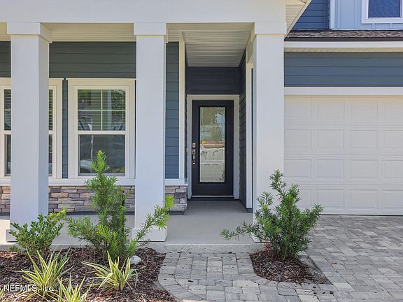 5th image of 225 BROOK FOREST Drive