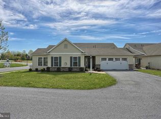 27 Springhaven Ct, Palmyra, PA 17078