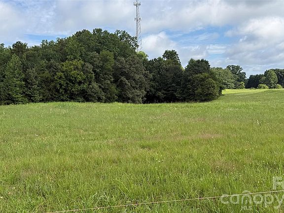 4th image of 2 Cloninger Rd #2