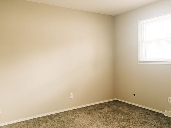 4th image of 3404 Michigan Ave