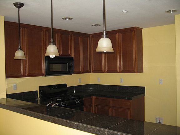 2nd image of 25874 Iris Ave Unit C