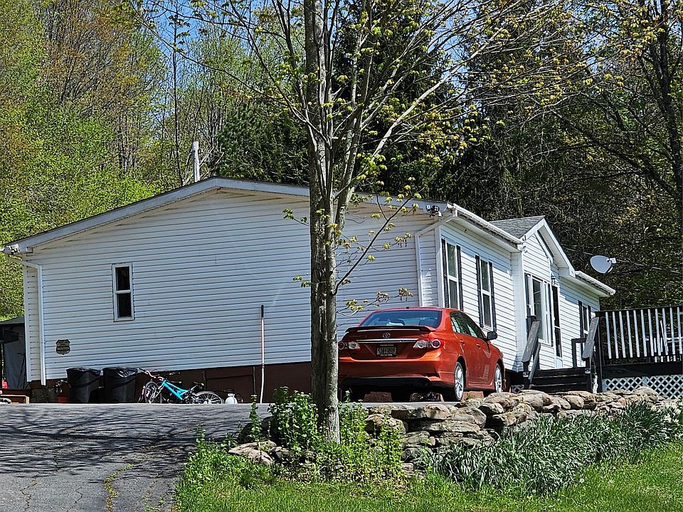 2nd image of 211 Cole Road