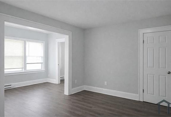 5th image of 2174 W 103rd St APT 5