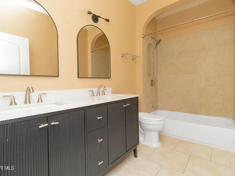 4744 Excalibur Dr — Photo 43