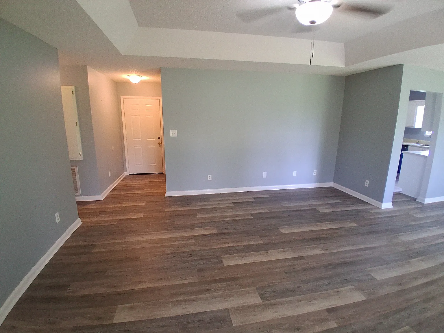 3 bed, 1512 sqft, $1,800 — Photo 4
