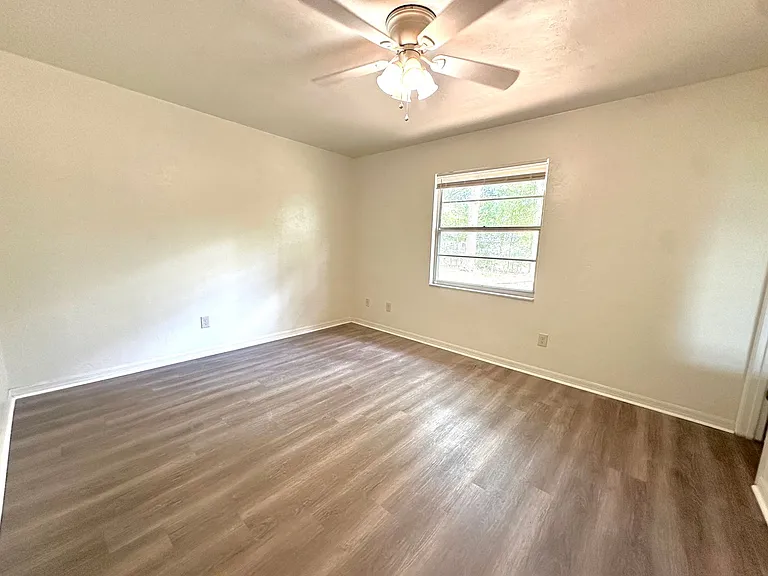 2921 NW 63rd Pl — Photo 11