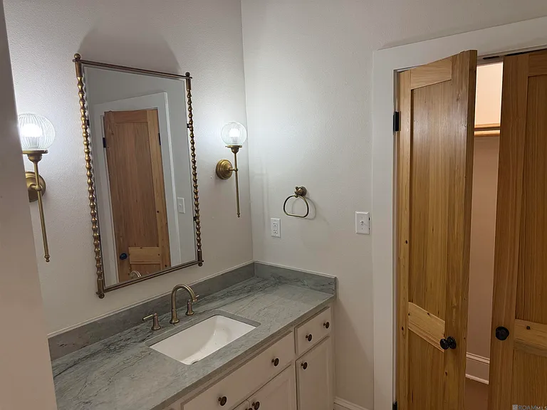 58385 Augusta Rd — Photo 29