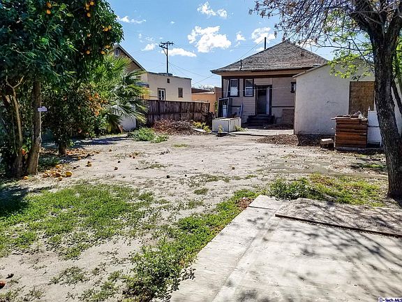 5th image of 1016 W 2nd St