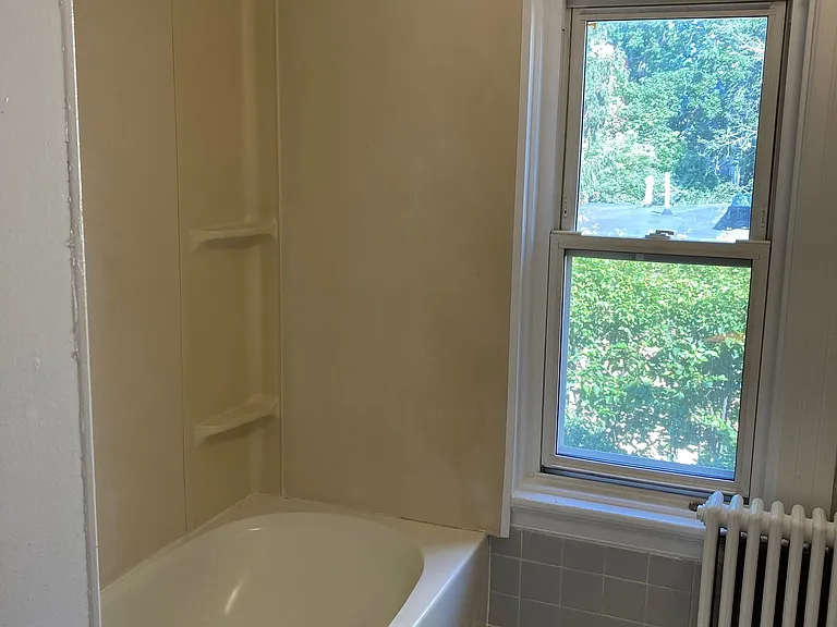 15 Prentiss St #2K — Photo 11