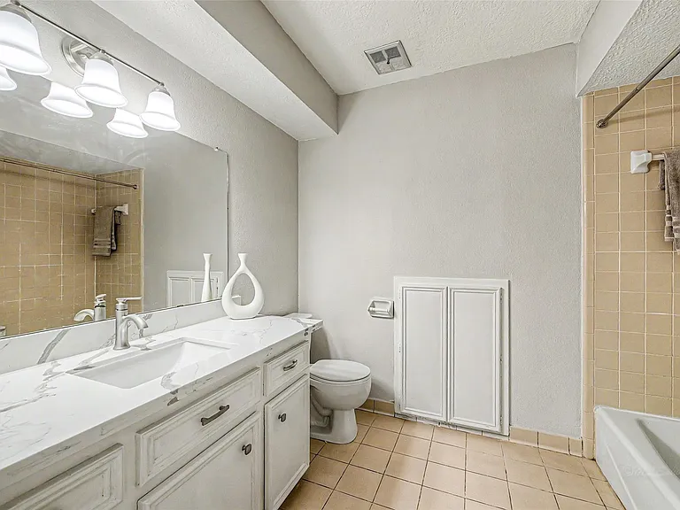 11651 Trailmont Dr — Photo 31