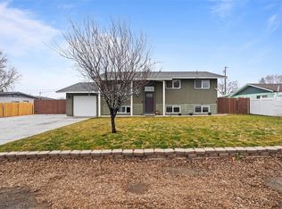 321 S Sheppard Street, Kennewick, WA 99336