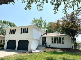 5139 Imperial Dr, Richton Park, IL 60471