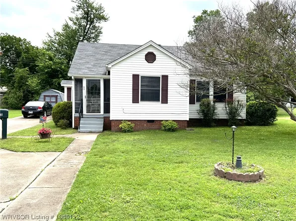 4205 Jenny Lind Rd, Fort Smith, AR 72901