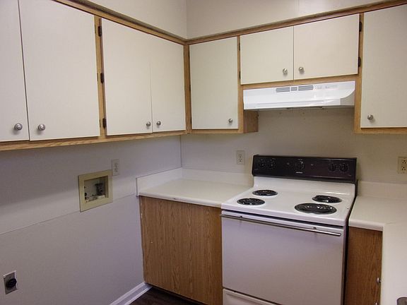 5th image of 3251 13th Ave APT D3