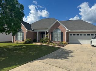11316 Saint James Ct, Northport, AL 35475