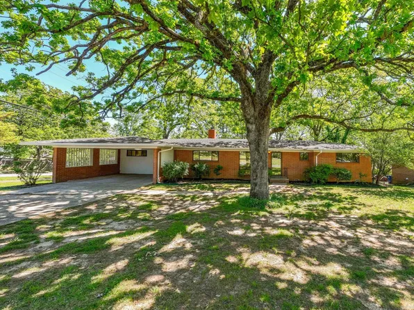 4712 Lochridge Rd, N Little Rock, AR 72116