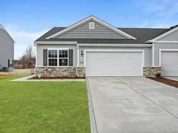 7194 Grant St, Merrillville, IN 46410