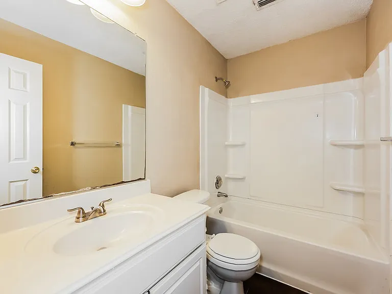 2021 Wildwood Dr — Photo 15