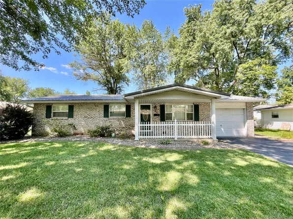 414 Oregon St, Bethalto, IL 62010