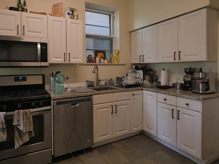 3037 W Logan Blvd #2 — Photo 14