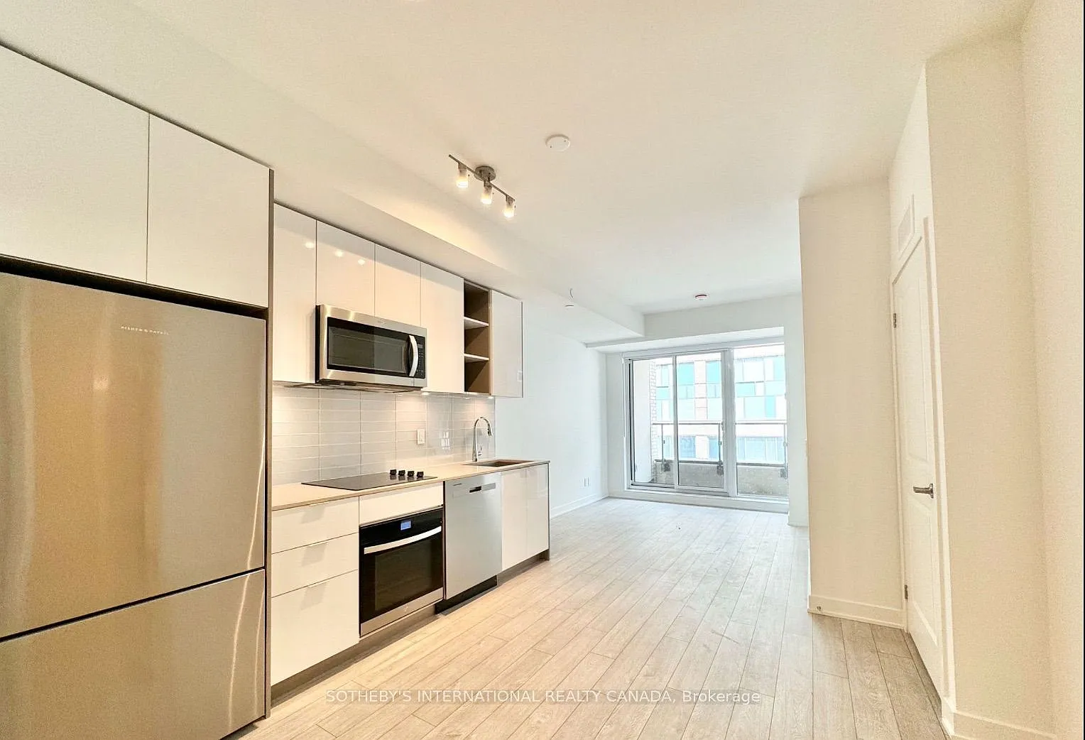 3 bed, $3,150 — Photo 1