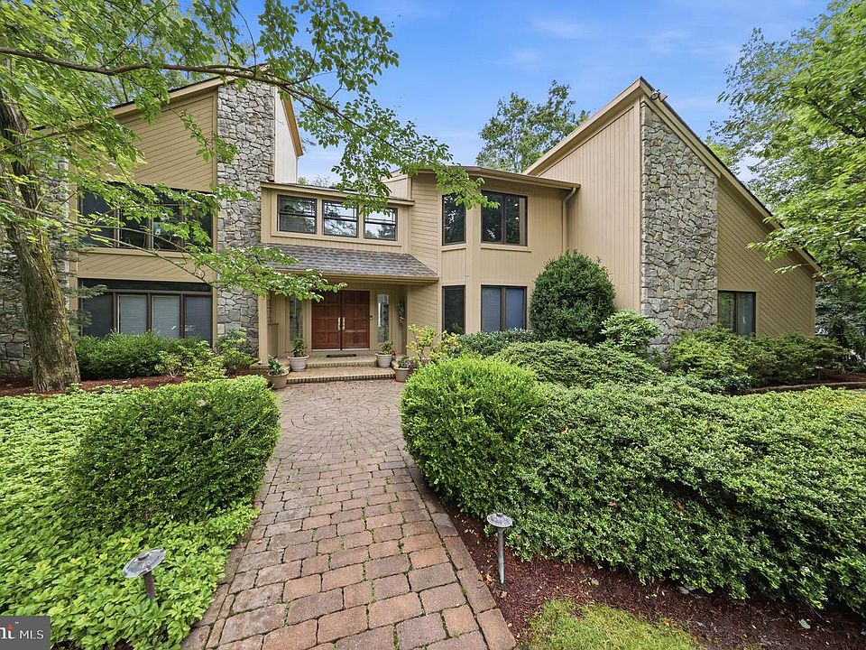 43 Southwood Dr, Cherry Hill, NJ 08003 | MLS #NJCD2122306 | Zillow