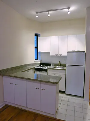 Rented by City & Suburban | media 22