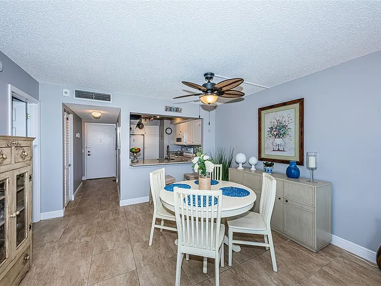 6295 Bahia Del Mar Cir #405 — Photo 8