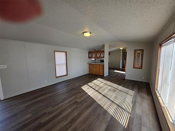 5th image of 16401 Cemetery Rd