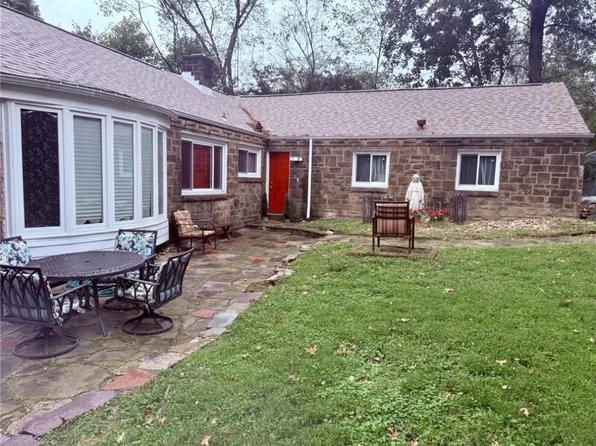 1730 Graham Blvd, Pittsburgh, PA 15235