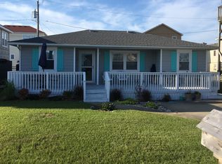 110 E Wright Ave, Kill Devil Hills, NC 27948