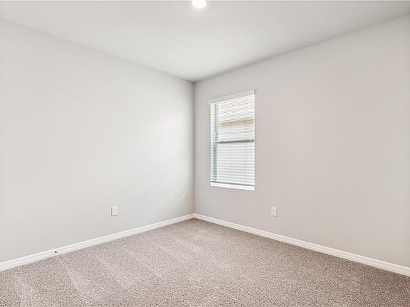 4th image of 16537 BLUE CORAL LN