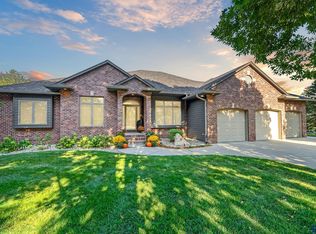 27190 Wildflower Pl, Harrisburg, SD 57032
