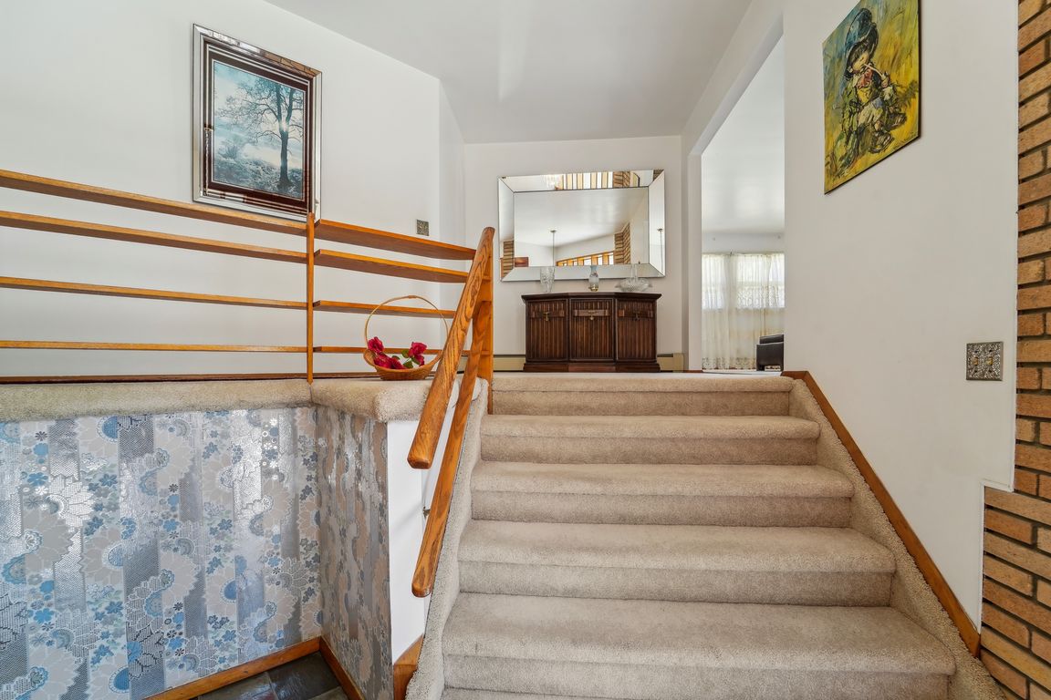 Tamarack Dr-1904-019.jpg