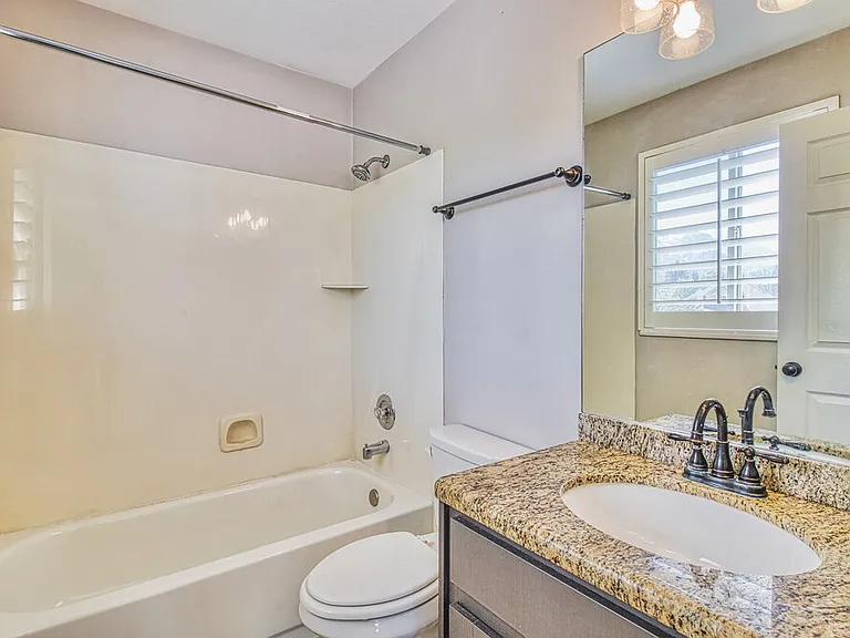 8457 S 935 E — Photo 11