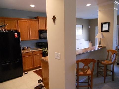 2nd image of 5122 Madeline Pl