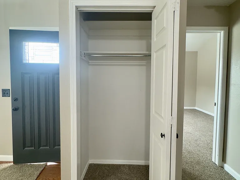 14002 Crossing Way E — Photo 17