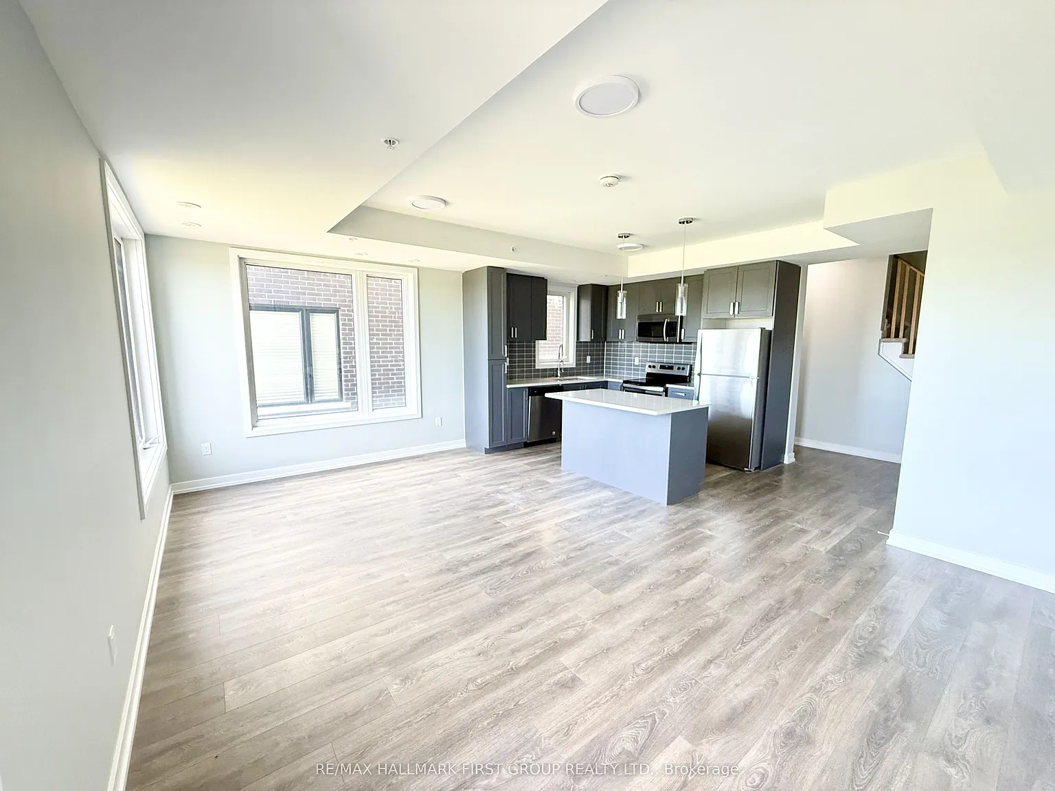 2 bed, $2,700 — Photo 2