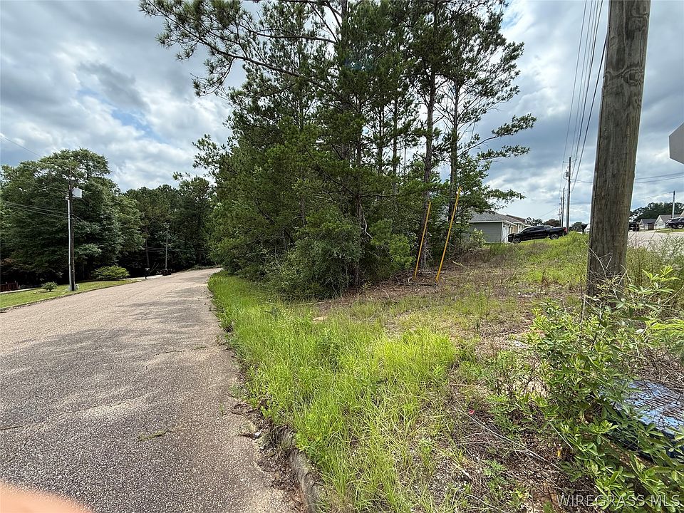 2nd image of 274 Edith Way