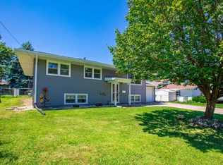 1620 Devitt Ave, Muscatine, IA 52761