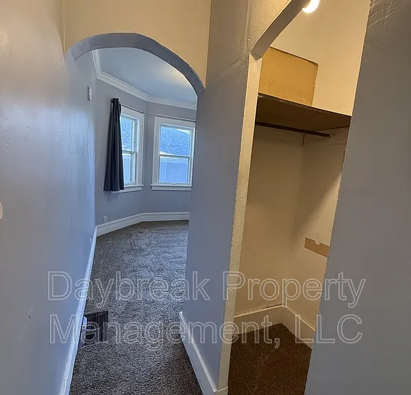 1228 10th St N #4 — Photo 6