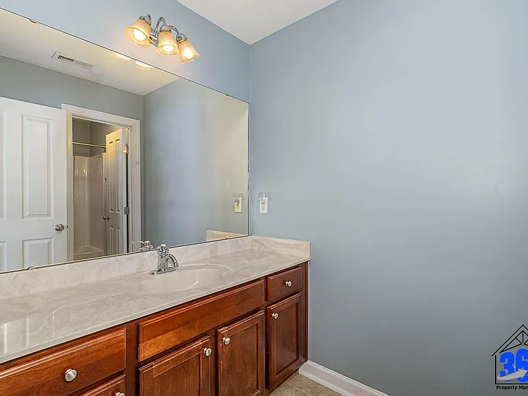 1048 Gold Rock Ln — Photo 21