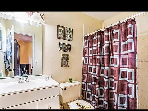 5th image of 2909 Prince Oak Ct
