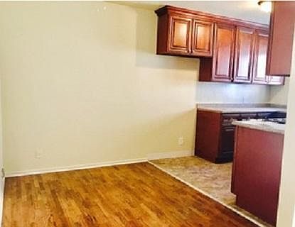 3rd image of 11008 Crenshaw Blvd APT 2