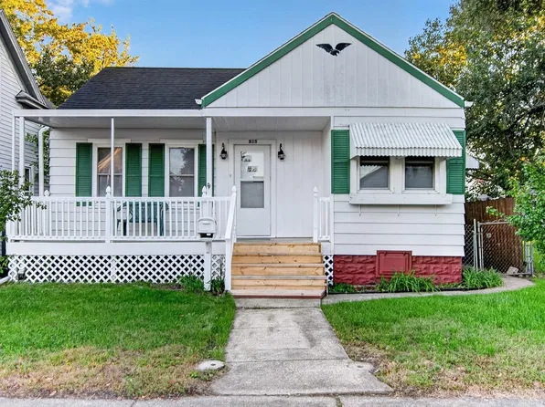815 W 6th St, Mishawaka, IN 46544